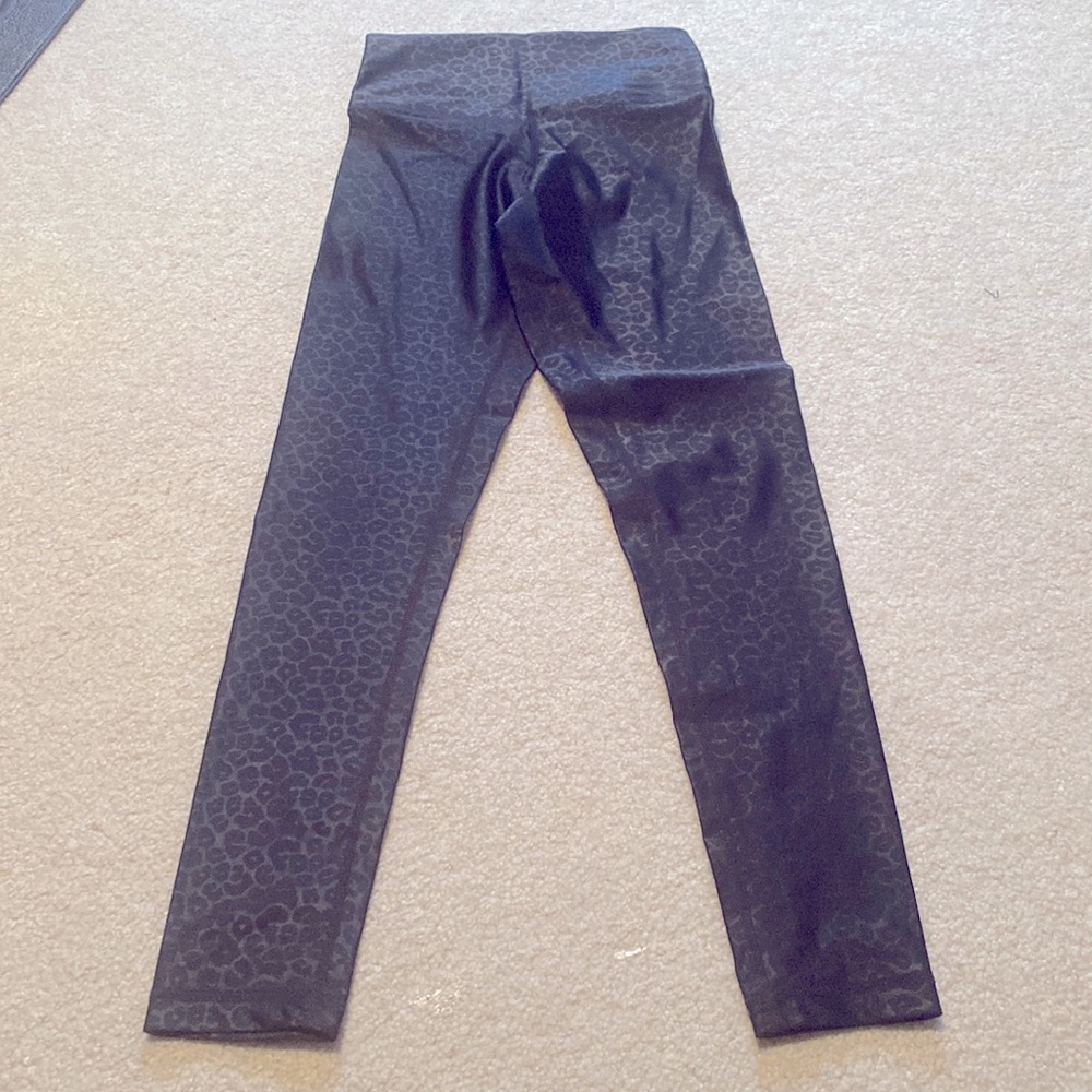 DYI cheetah print embossed black legging